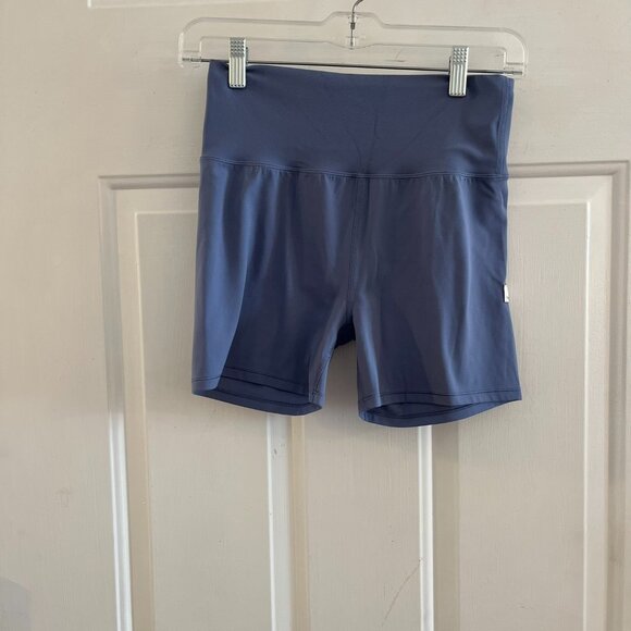 Vuori Pants - Vuori Woman's Active Wear Yoga Exercise Allthefeels 4" Shorts Sz med